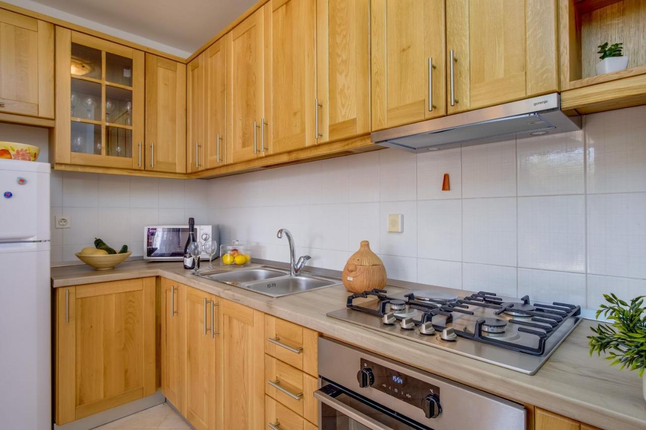 Apartments Franjo Мали-Лошинь Экстерьер фото